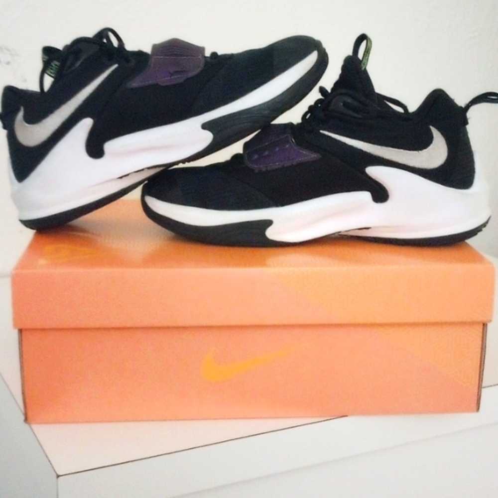 NIKE FREAK 3
